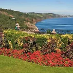 Sandown - 2 Minutes Walk To The Downs, Restaurants Bars & Beaches
