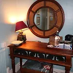 The Hillcroft - Boutique, Unique