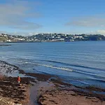 The Seaview Suite\'S At The Corbyn Apartments
