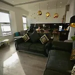 Sandybanks Torquay - Seaview And Promenade Apartments