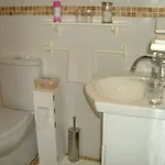 Ashleigh House