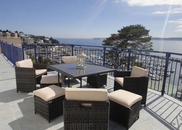 The Bosuns Chair - 1 Cliff Heights