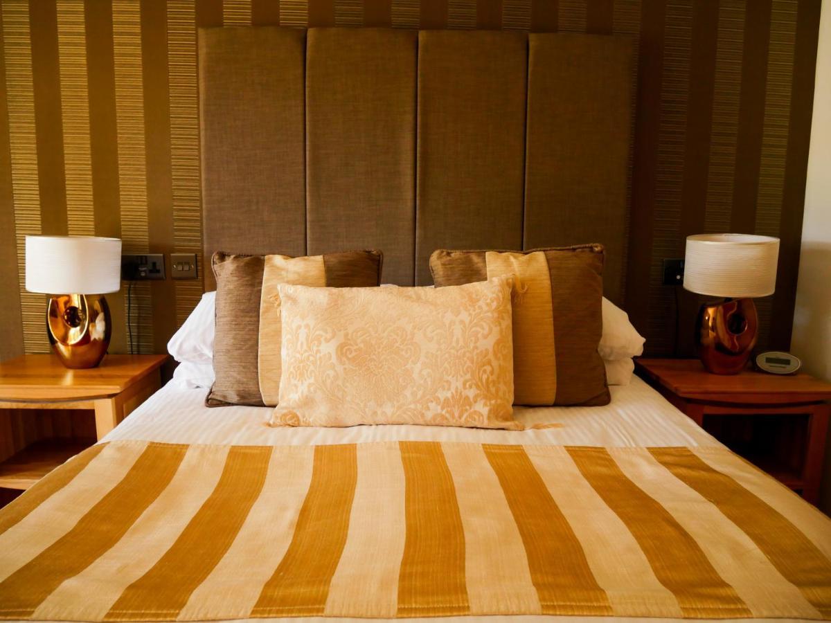 Hotel Howden Court 2*