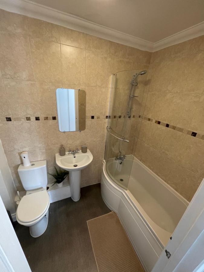 Modern 2 Bed With Sea Views * Torquay