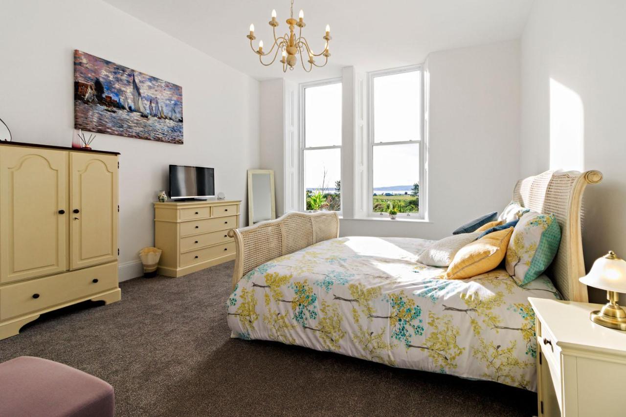 Rutland Heights - Majestic Headland Setting With Sea Views