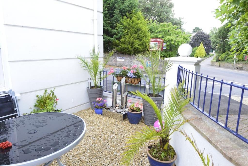 Torquaytownhouse With Hot Tub 200m From - Free Wifi Sky Glass Holiday home Torquay