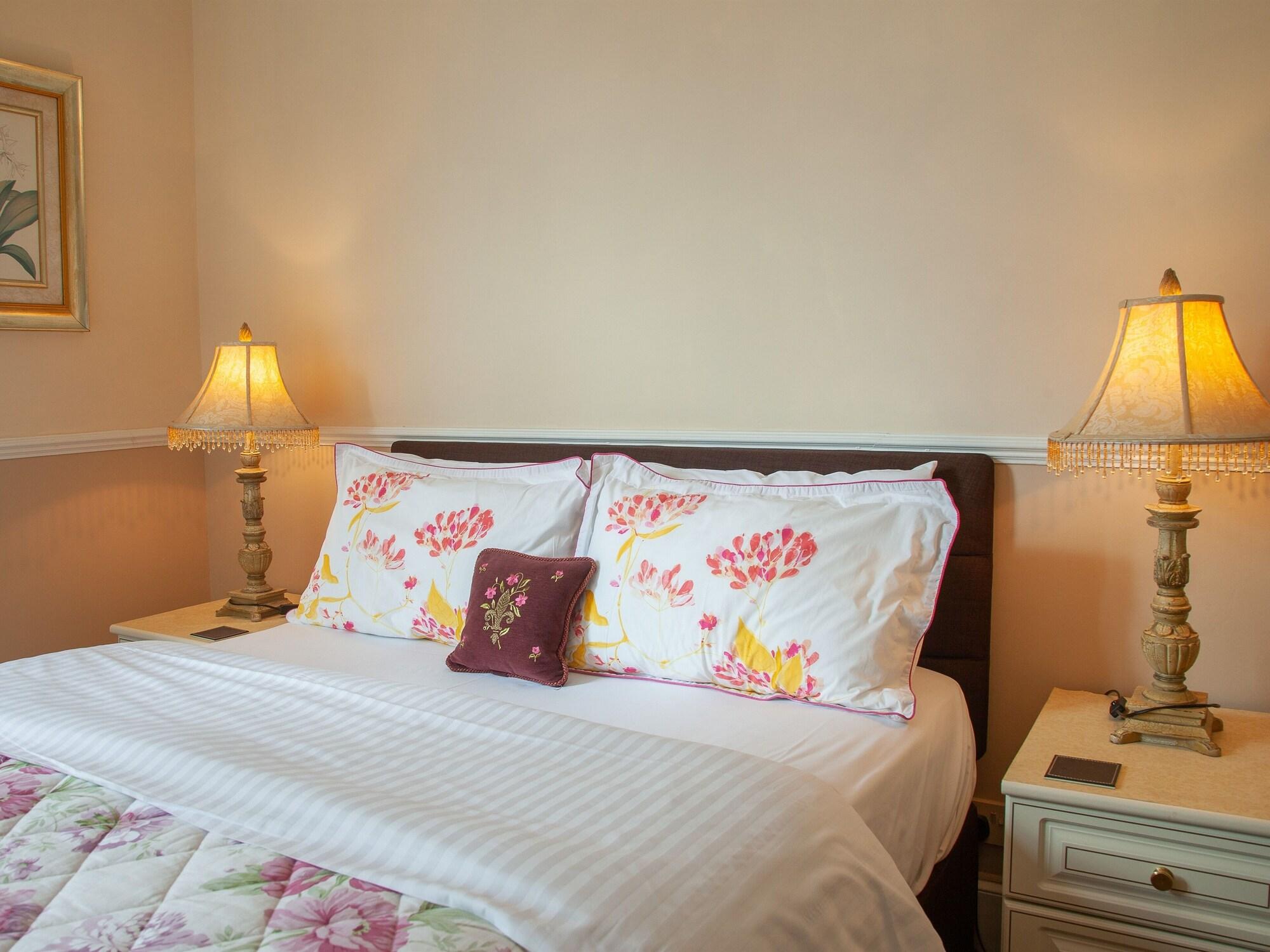 Court Prior Boutique And 5* Torquay