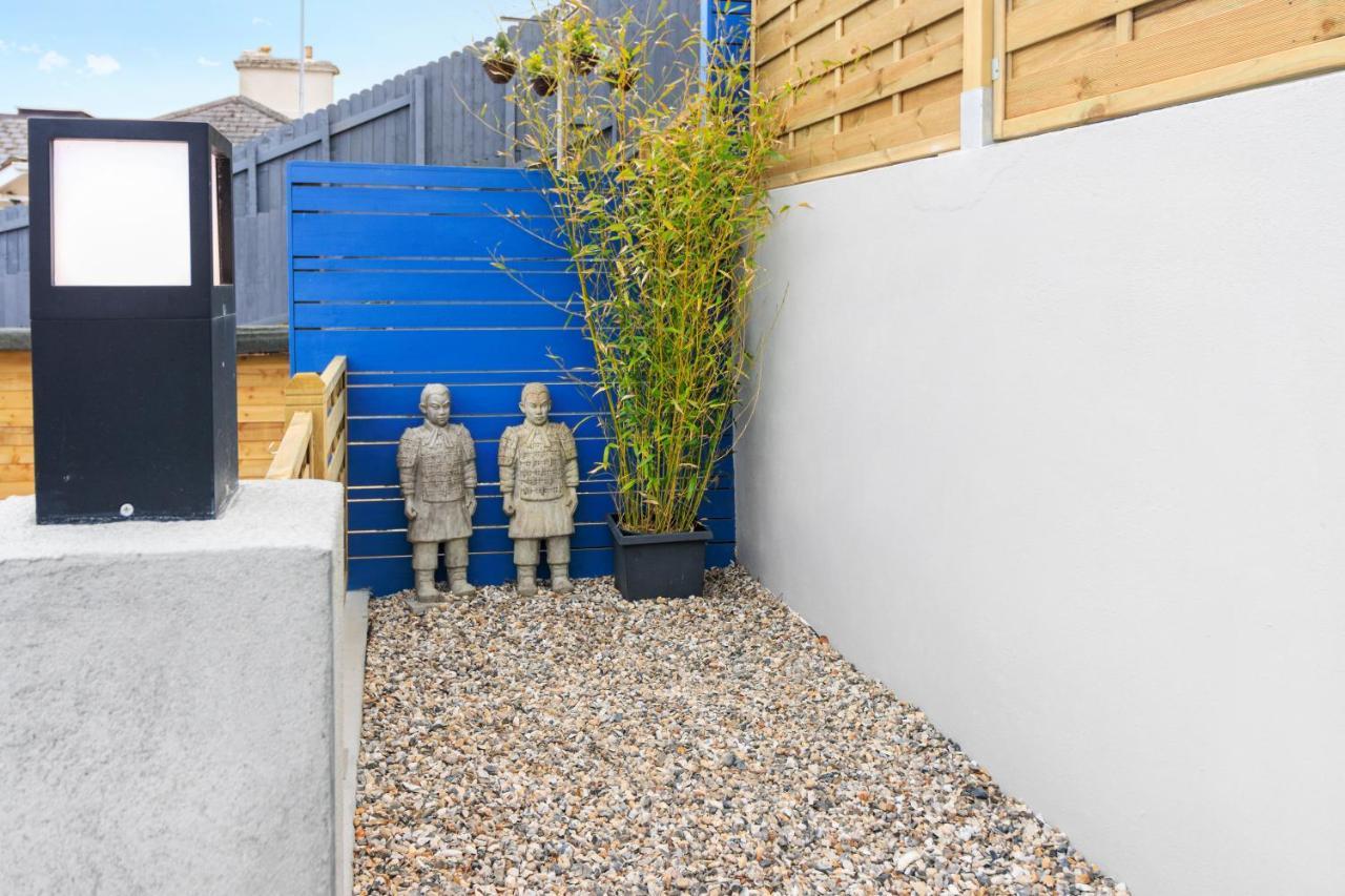 Admirals Place - Contemporary Townhouse With Spacious And Flexible