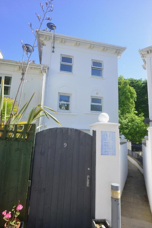 Holiday home Torquaytownhouse With Hot Tub 200m From - Free Wifi Sky Glass *