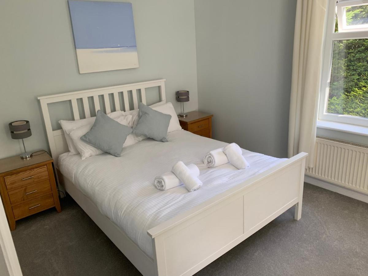 Torquaytownhouse With Hot Tub 200m From - Free Wifi Sky Glass Holiday home *