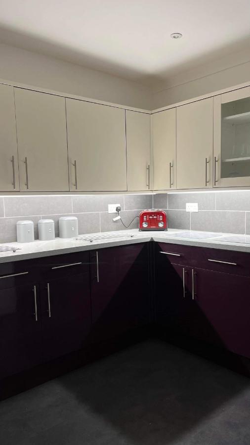 Town House,walking Distance To Beach,town,harbour Torquay