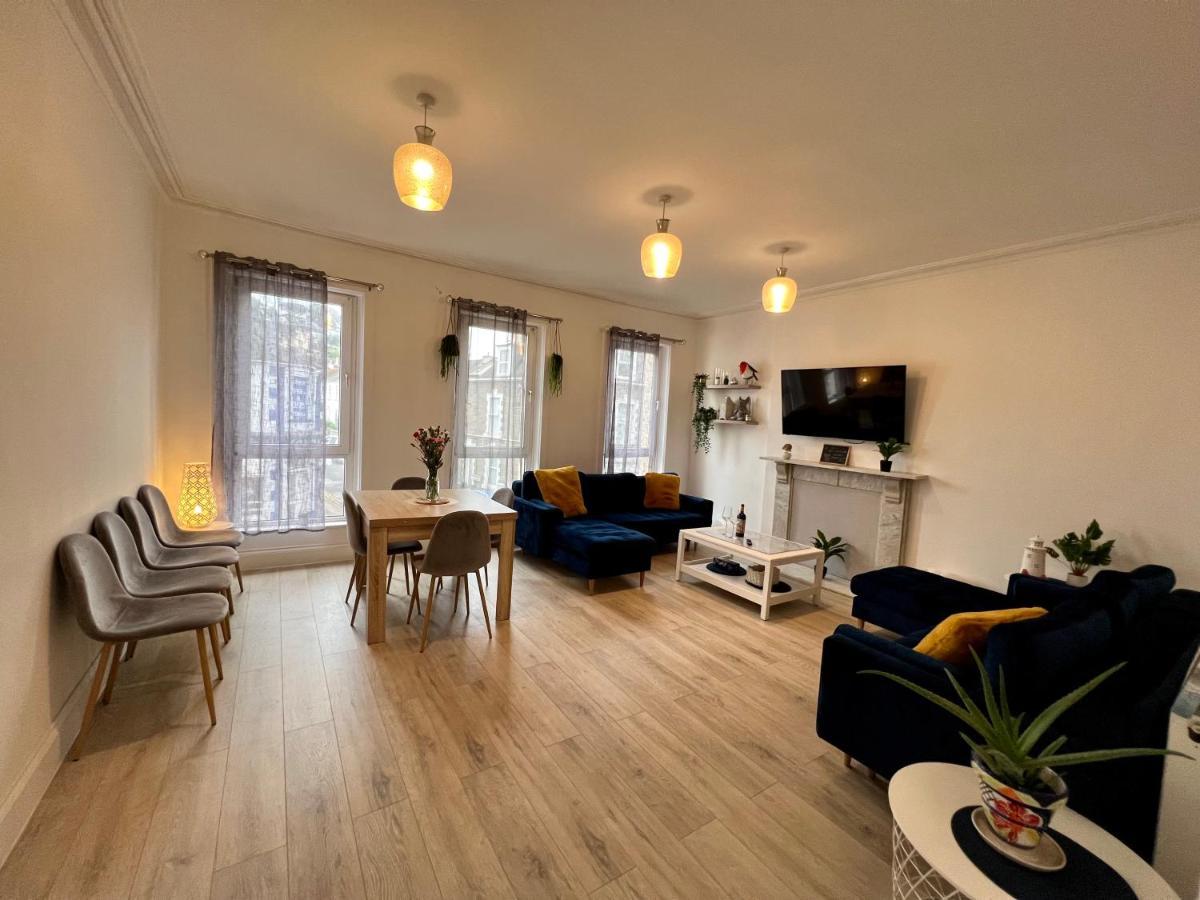 Apartment Blue Belgrave Torquay