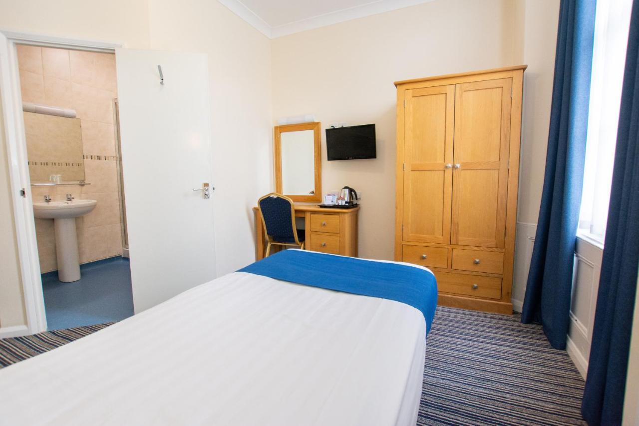 Tlh Carlton And - Tlh Leisure And Entertainment Hotel