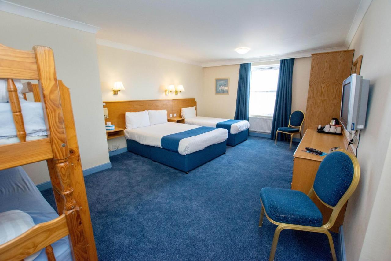 Hotel Tlh Carlton And - Tlh Leisure And Entertainment