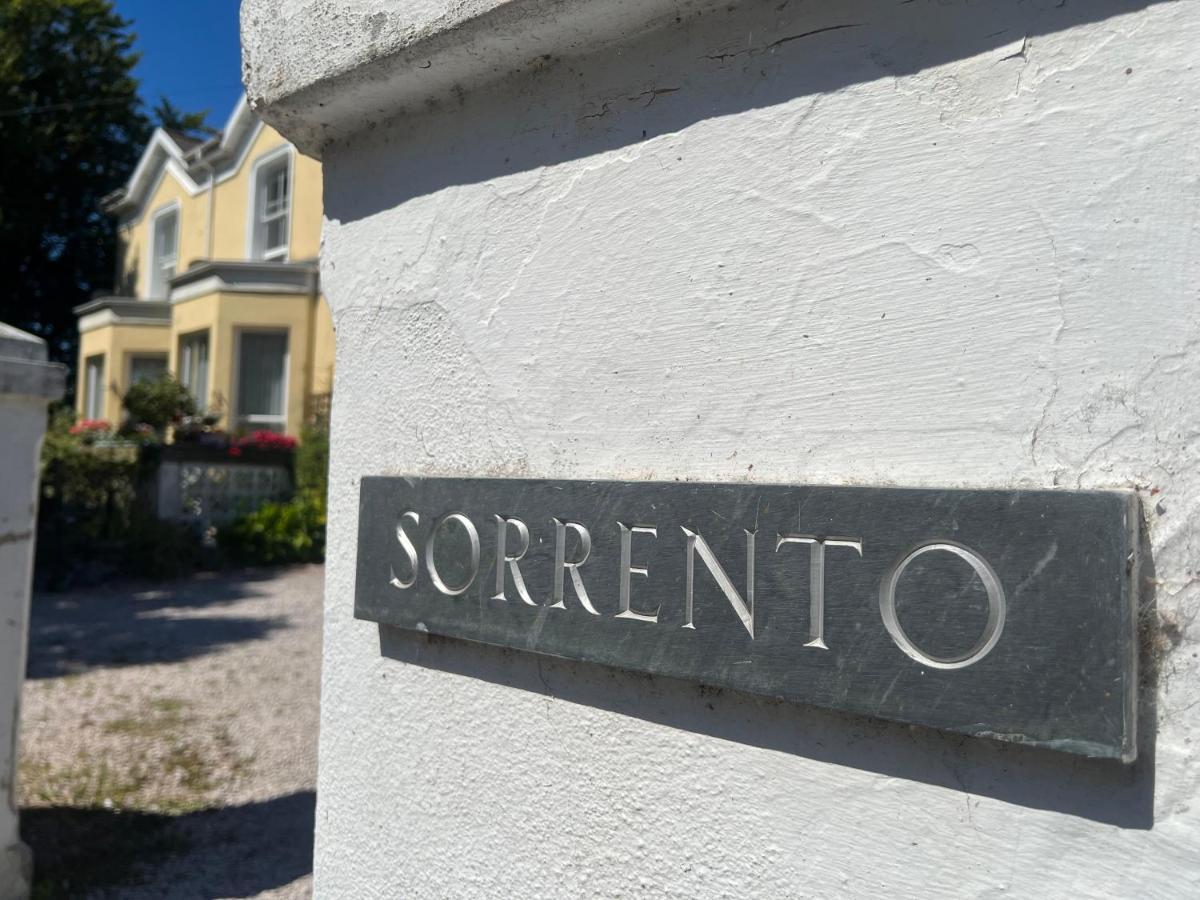 Large Three Bed Two Bathroom Flat In Apartamento