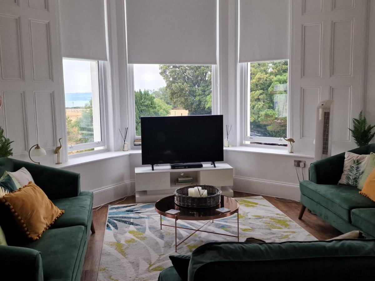 Rutland Heights - Majestic Headland Setting With Sea Views *