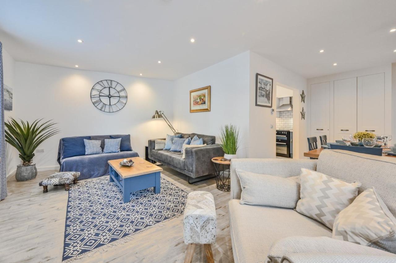 Apartment No2 Ellington Court *