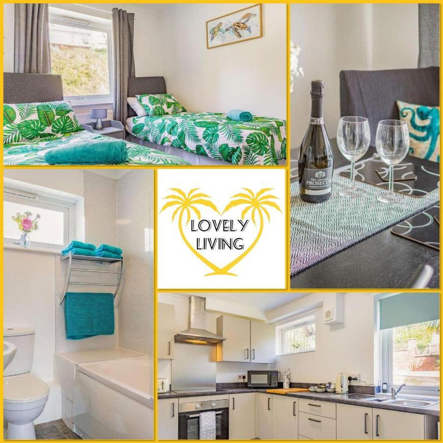Lovely Magnolia 6 Single Beds *