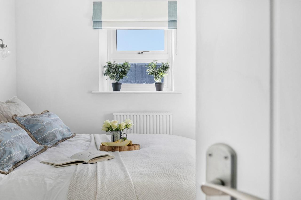 The Seaview Suite'S At The Corbyn Apartments Apartment