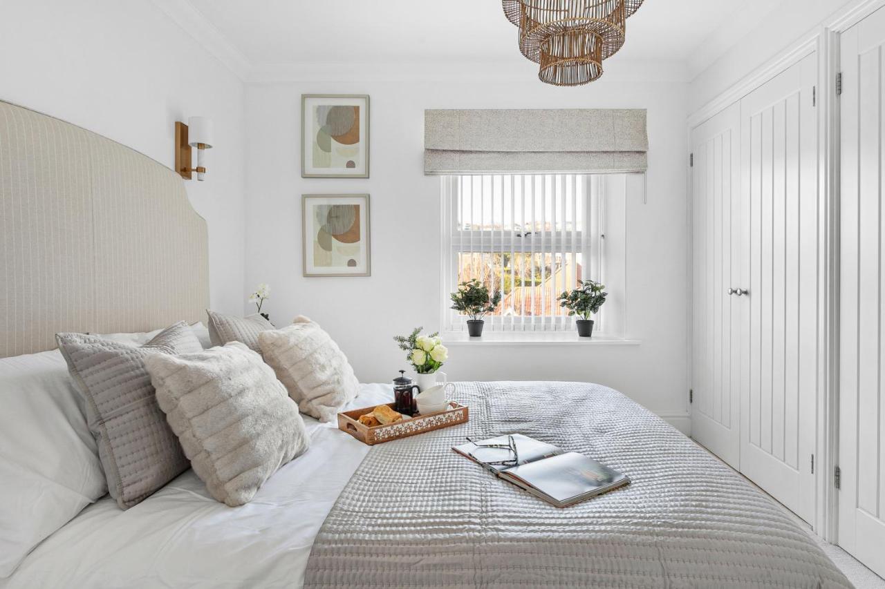 The Seaview Suite'S At The Corbyn Apartments