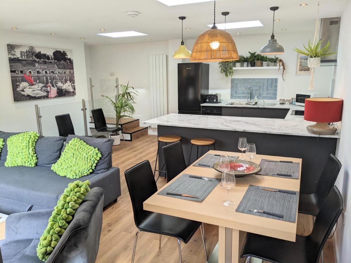 Apartment The Urban Retreat