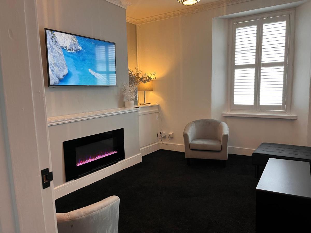 Sandy Toes : Relaxing Contemporary Victorian 10 Mins To Beach