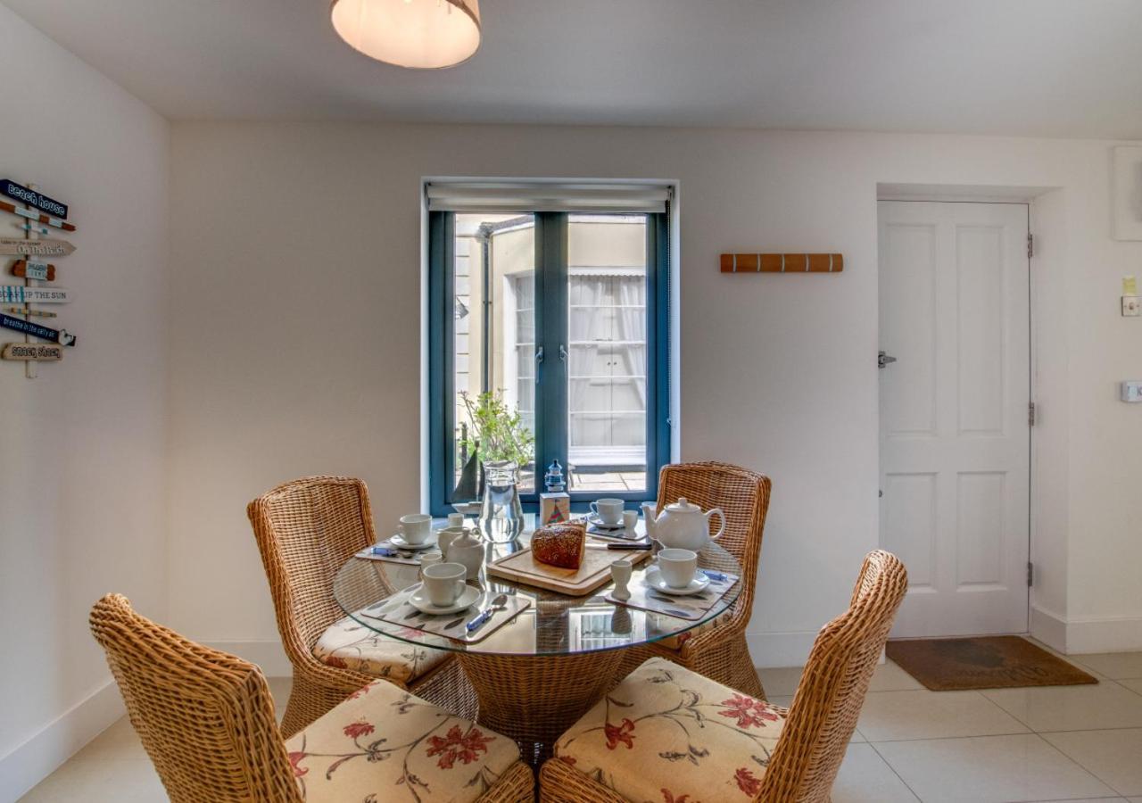 Rutland Wellswood Mews *