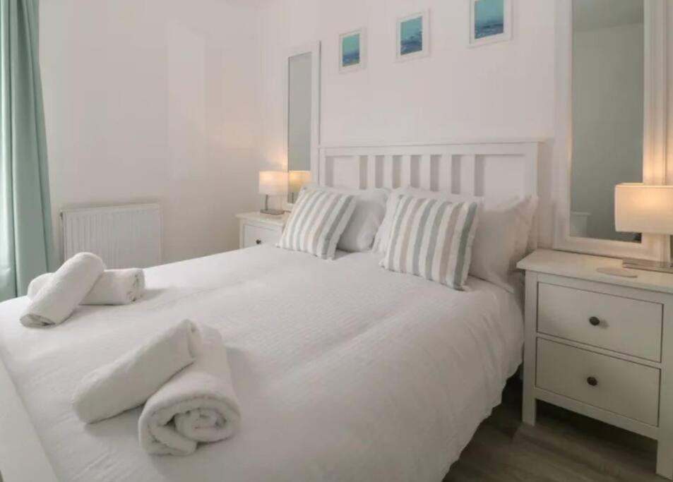 Holiday home Sandown - 2 Minutes Walk To The Downs, Restaurants Bars & Beaches