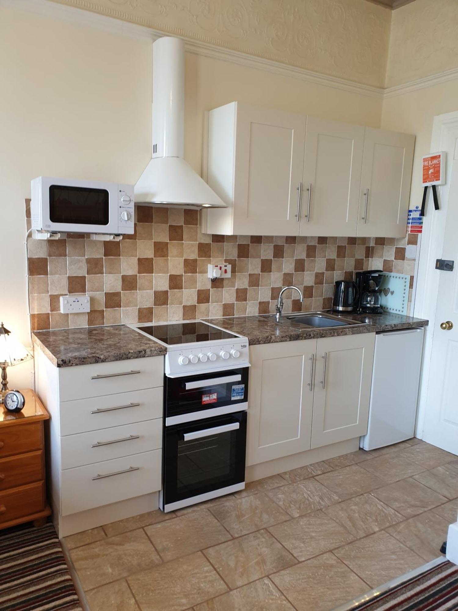 Appletorre House Flats - Pet Friendly And Private Parking *