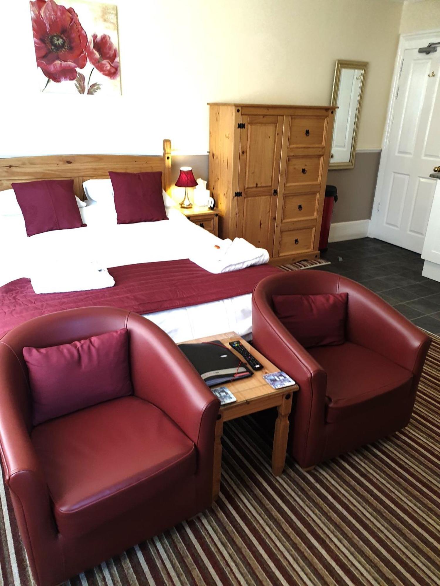 Appletorre House Flats - Pet Friendly And Private Parking Torquay