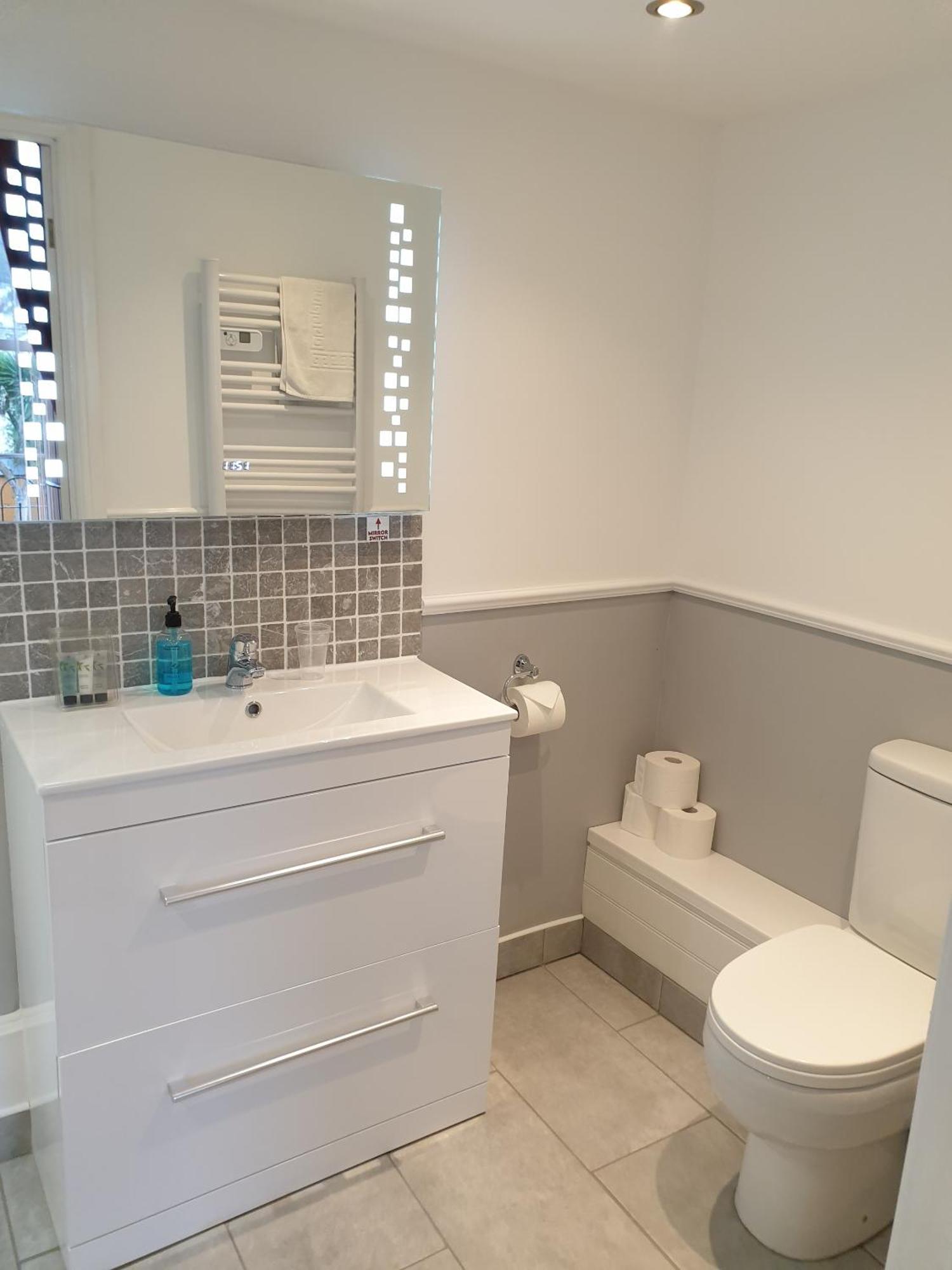 Apartment Appletorre House Flats - Pet Friendly And Private Parking Torquay