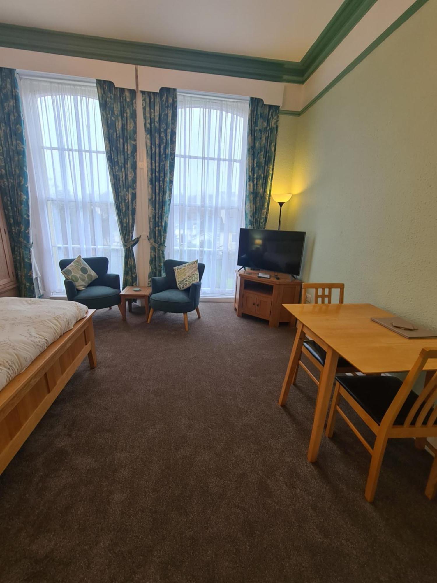Meadowside Torquay