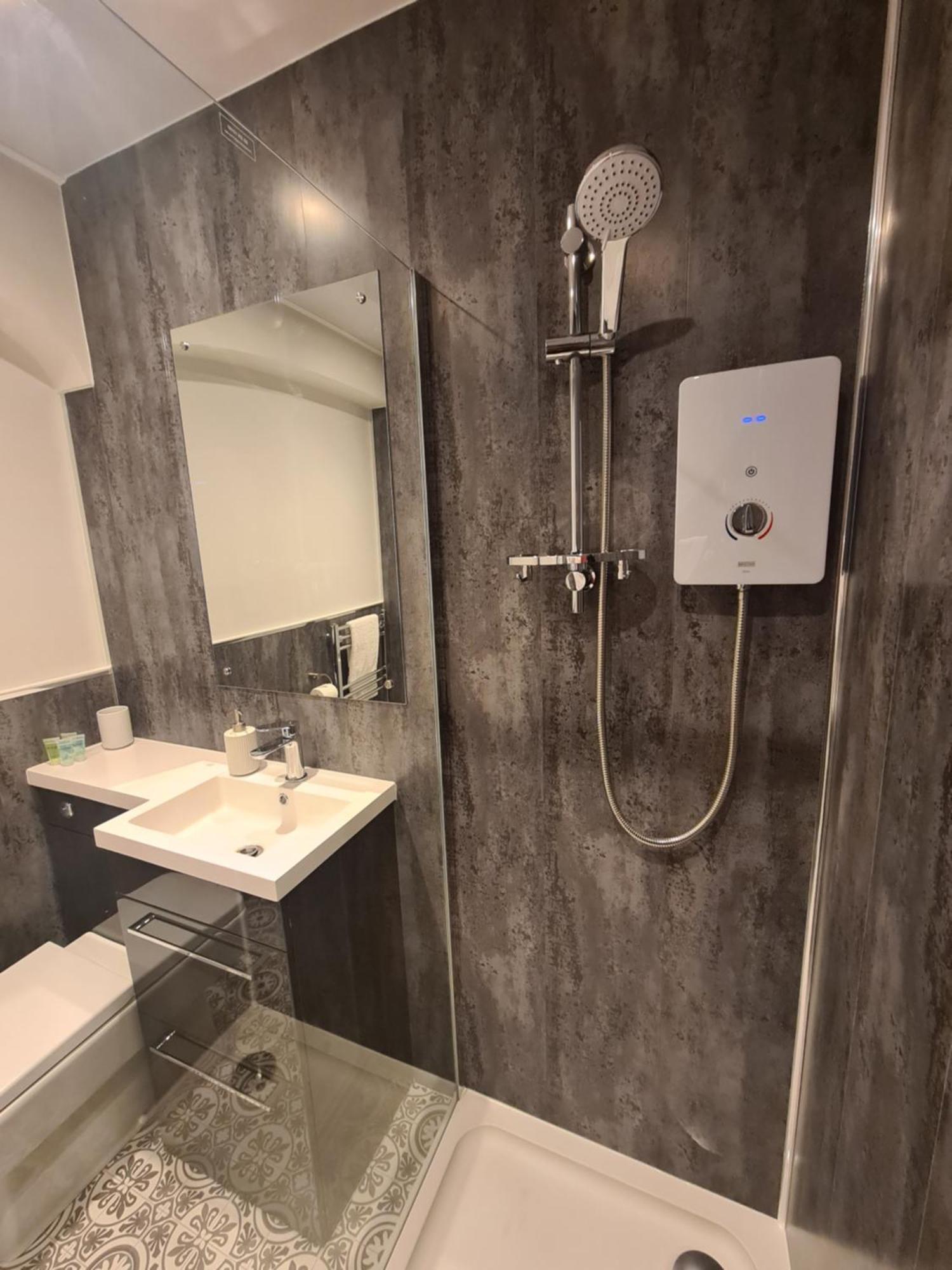 Meadowside Apartment