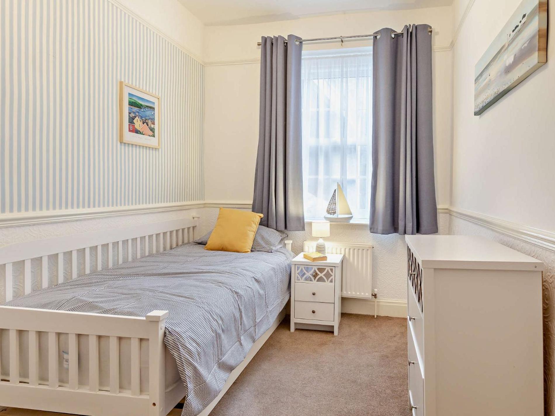 Holiday home 4 Bed In 94002 Torquay