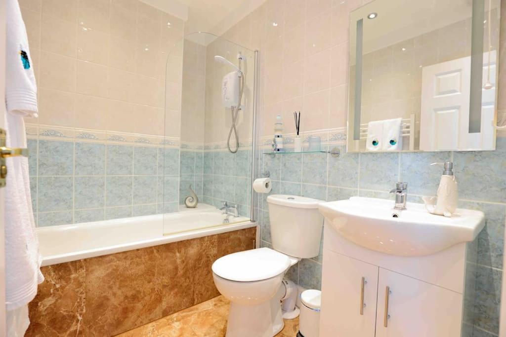 Luxury Riviera View Waterside *