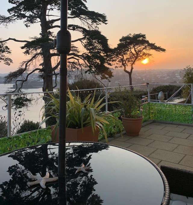 Luxury Riviera View Waterside Apartment