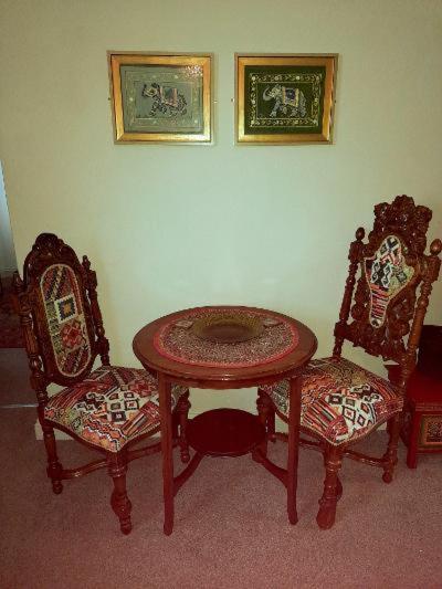 The Hillcroft - Boutique, Unique