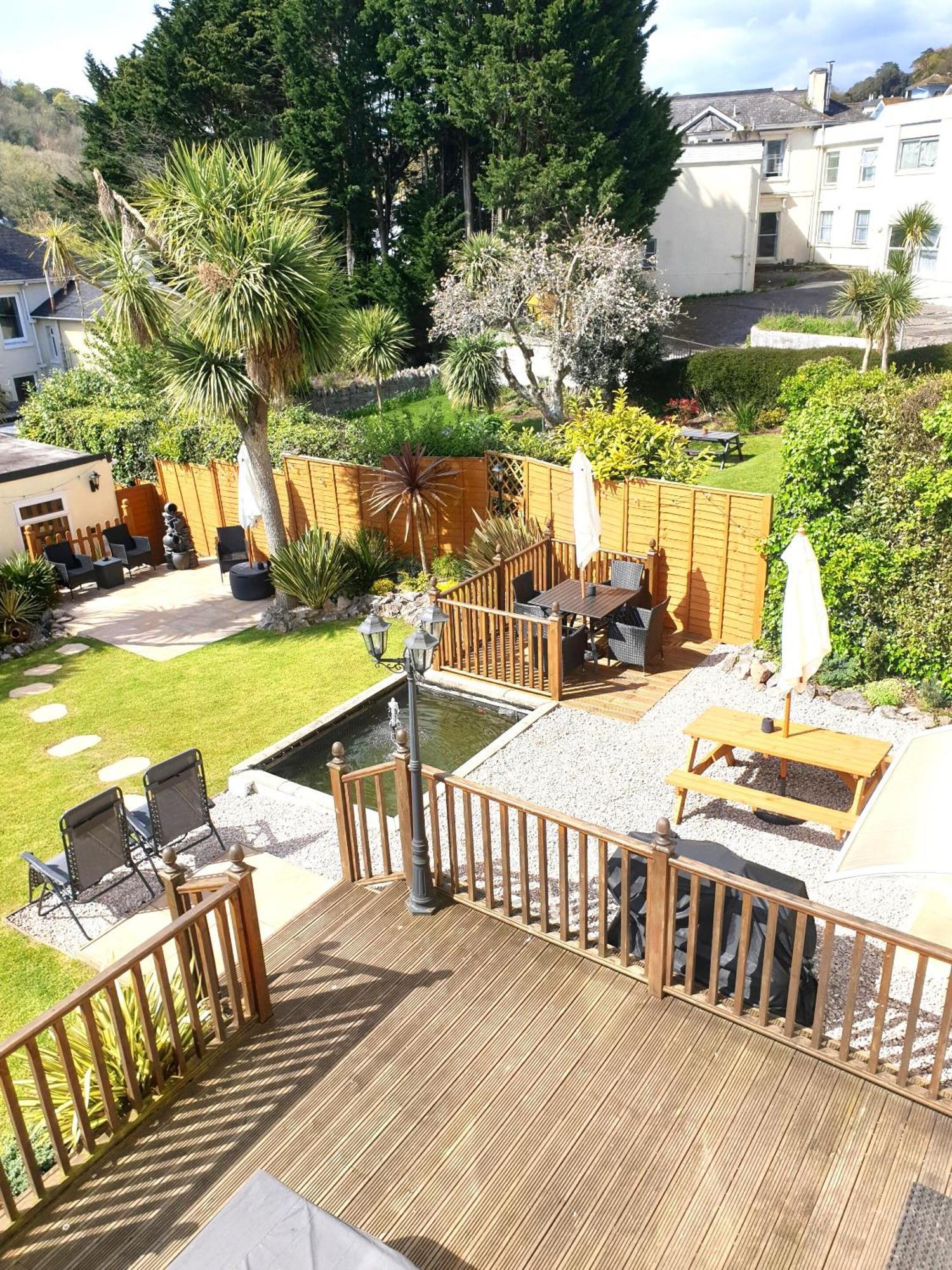 Apartment Appletorre House Flats - Pet Friendly And Private Parking
