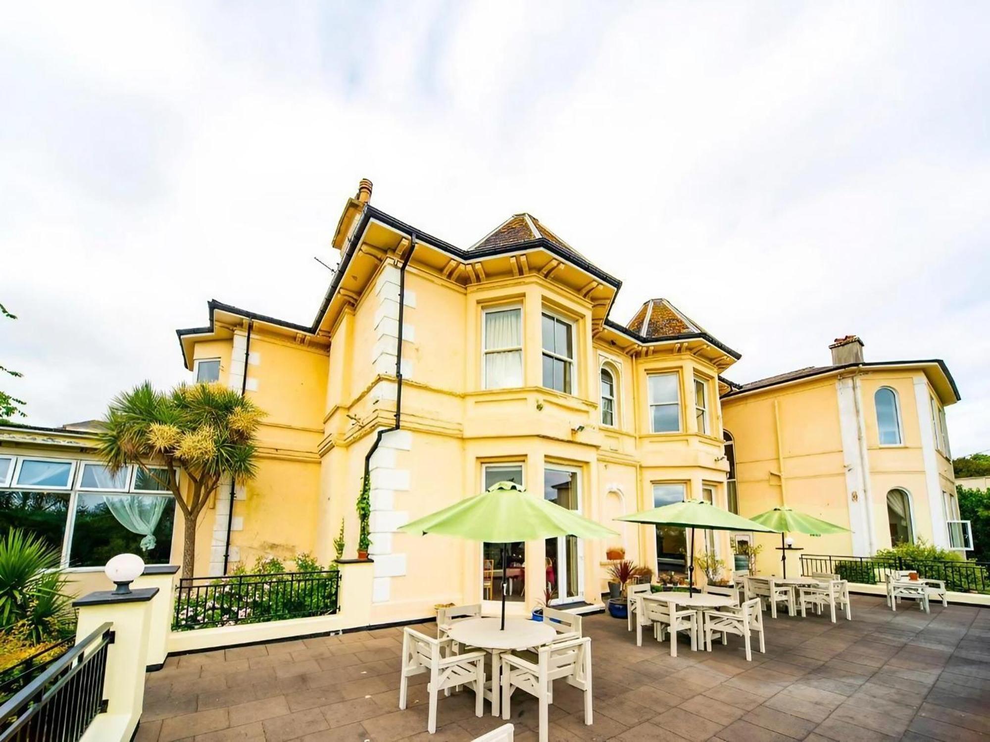 Crofton House Hotel 3*