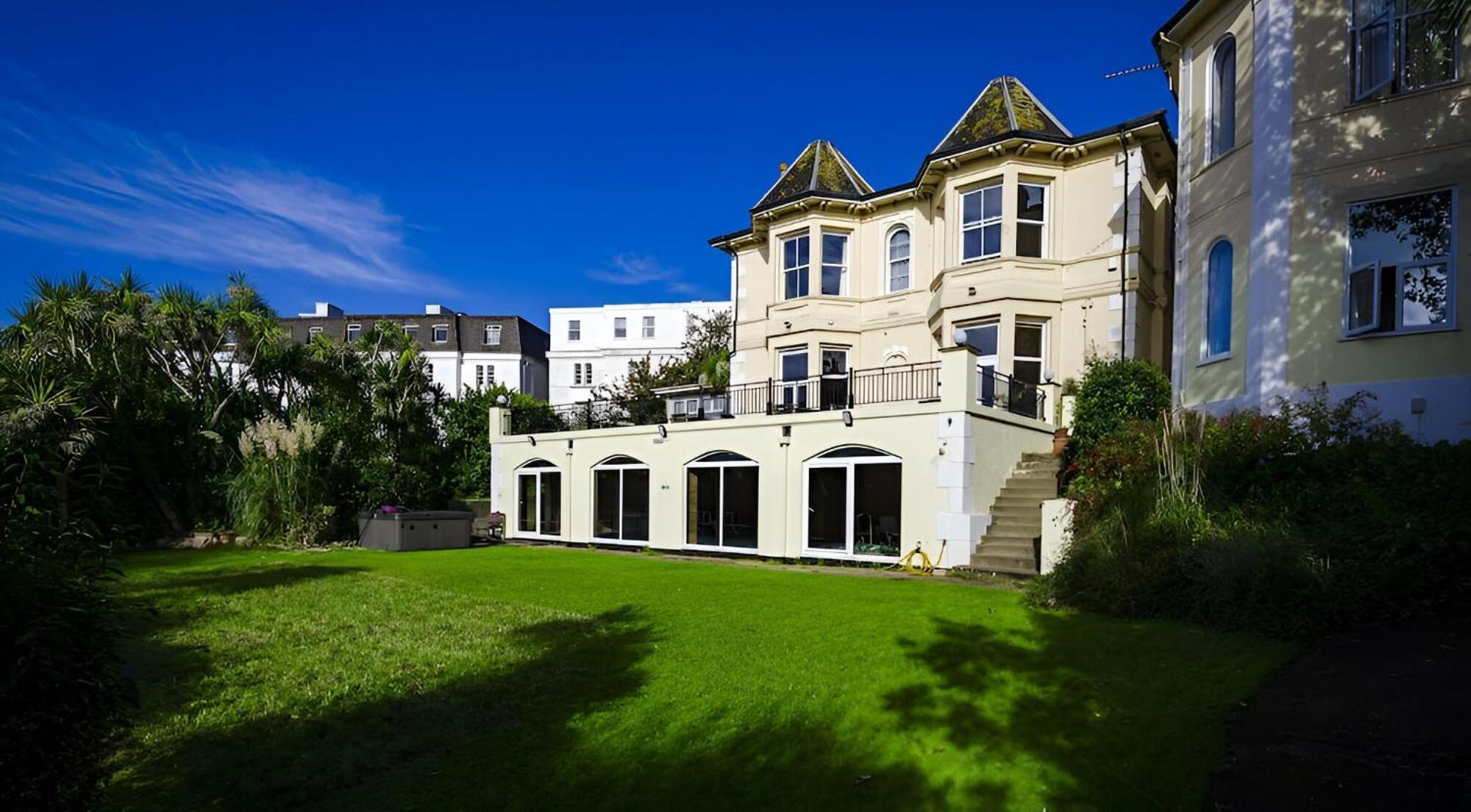 Hotel Crofton House