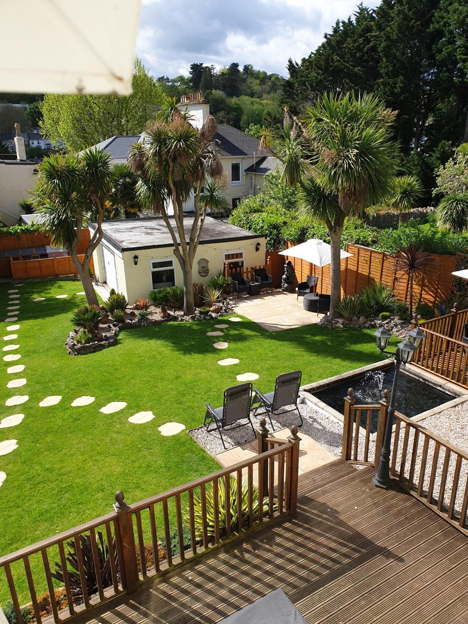 Apartment Appletorre House Flats - Pet Friendly And Private Parking