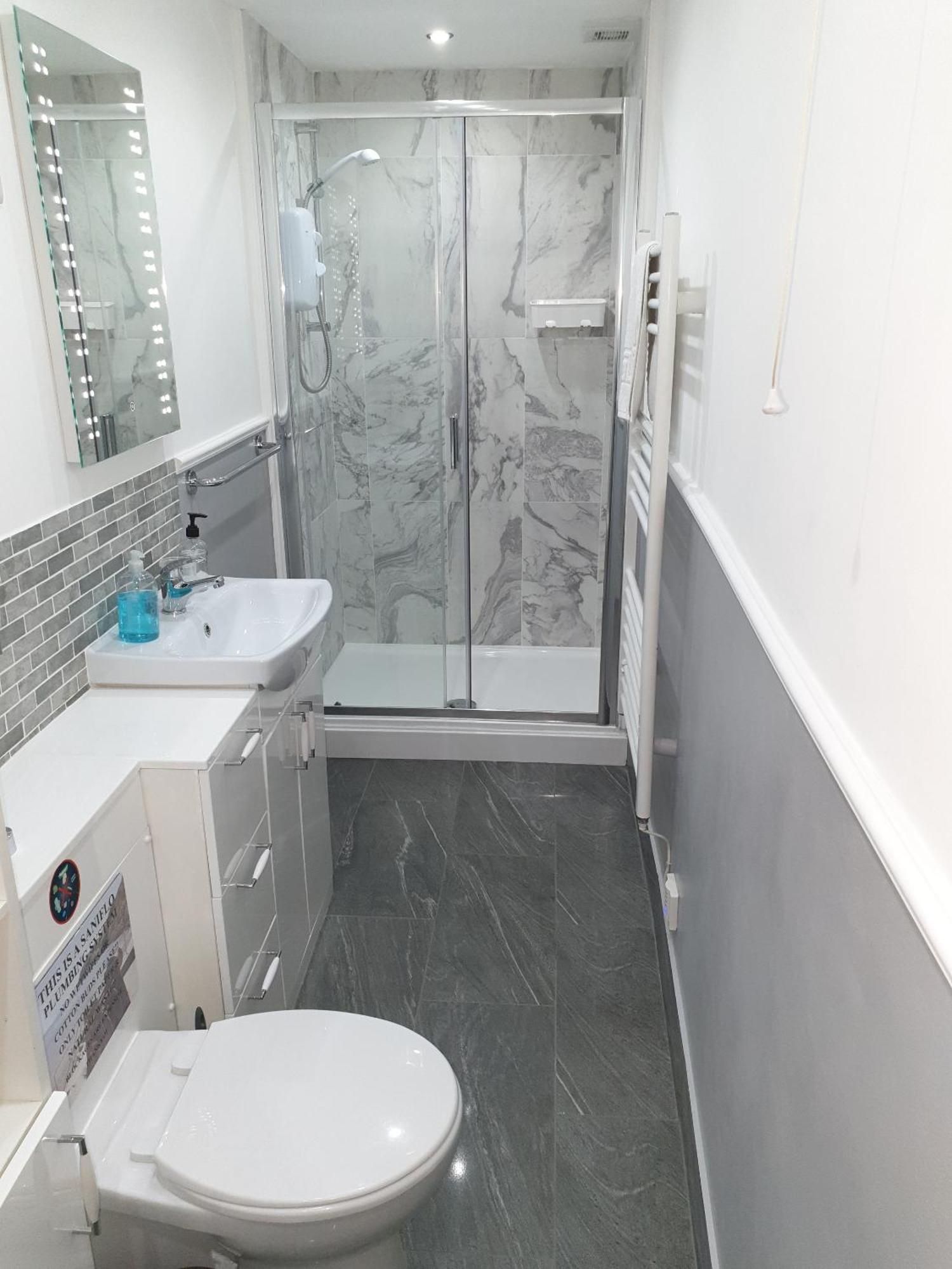 Appletorre House Flats - Pet Friendly And Private Parking Apartment *