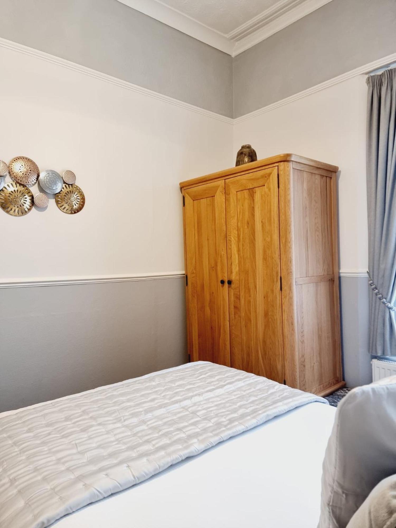 Bed & Breakfast Kethla House