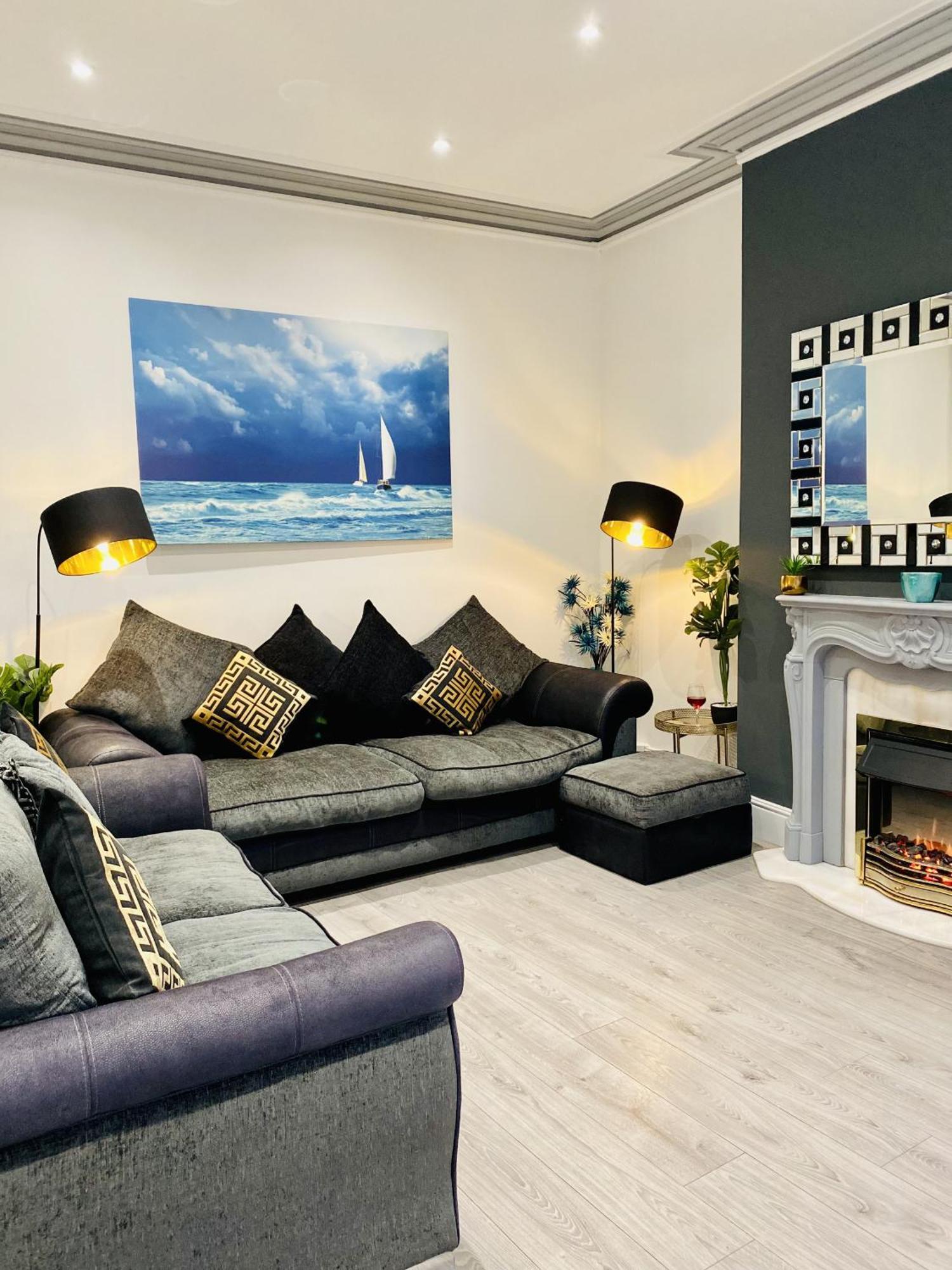 Sandybanks - Seaview And Promenade Apartment Torquay