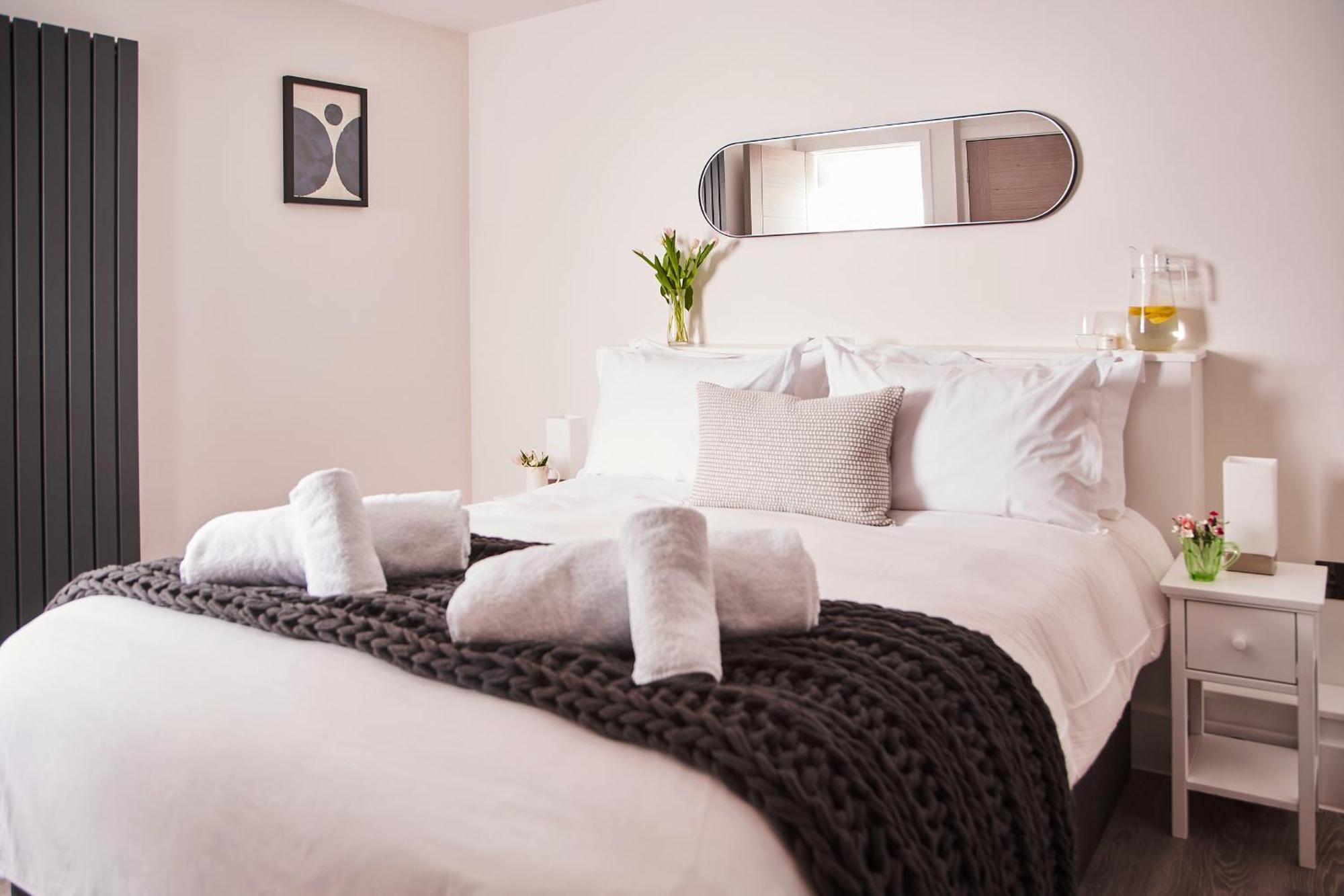 Apartment The Moorings - Stylish Duplex On Harbourside Torquay