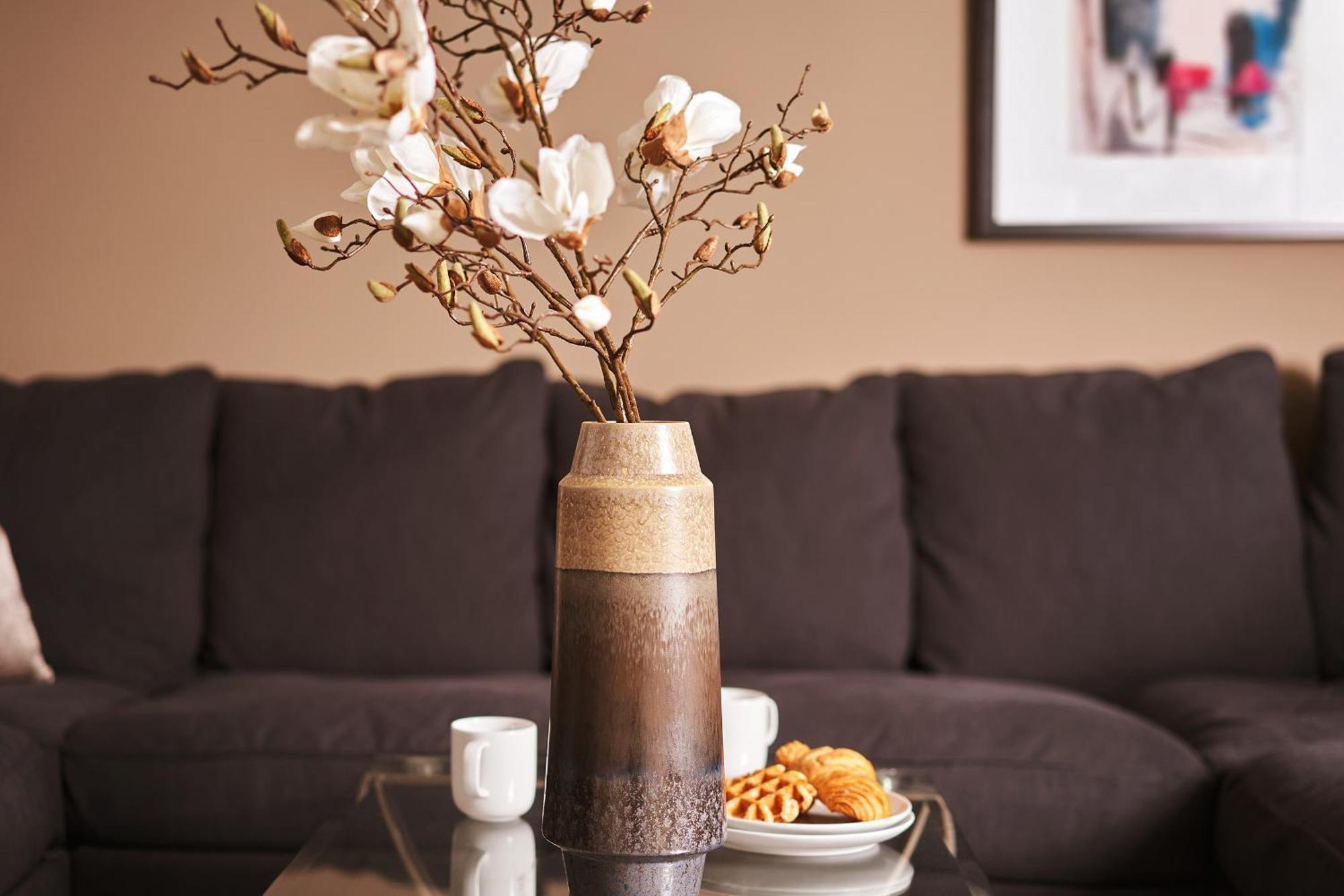 The Moorings - Stylish Duplex On Harbourside Apartment *