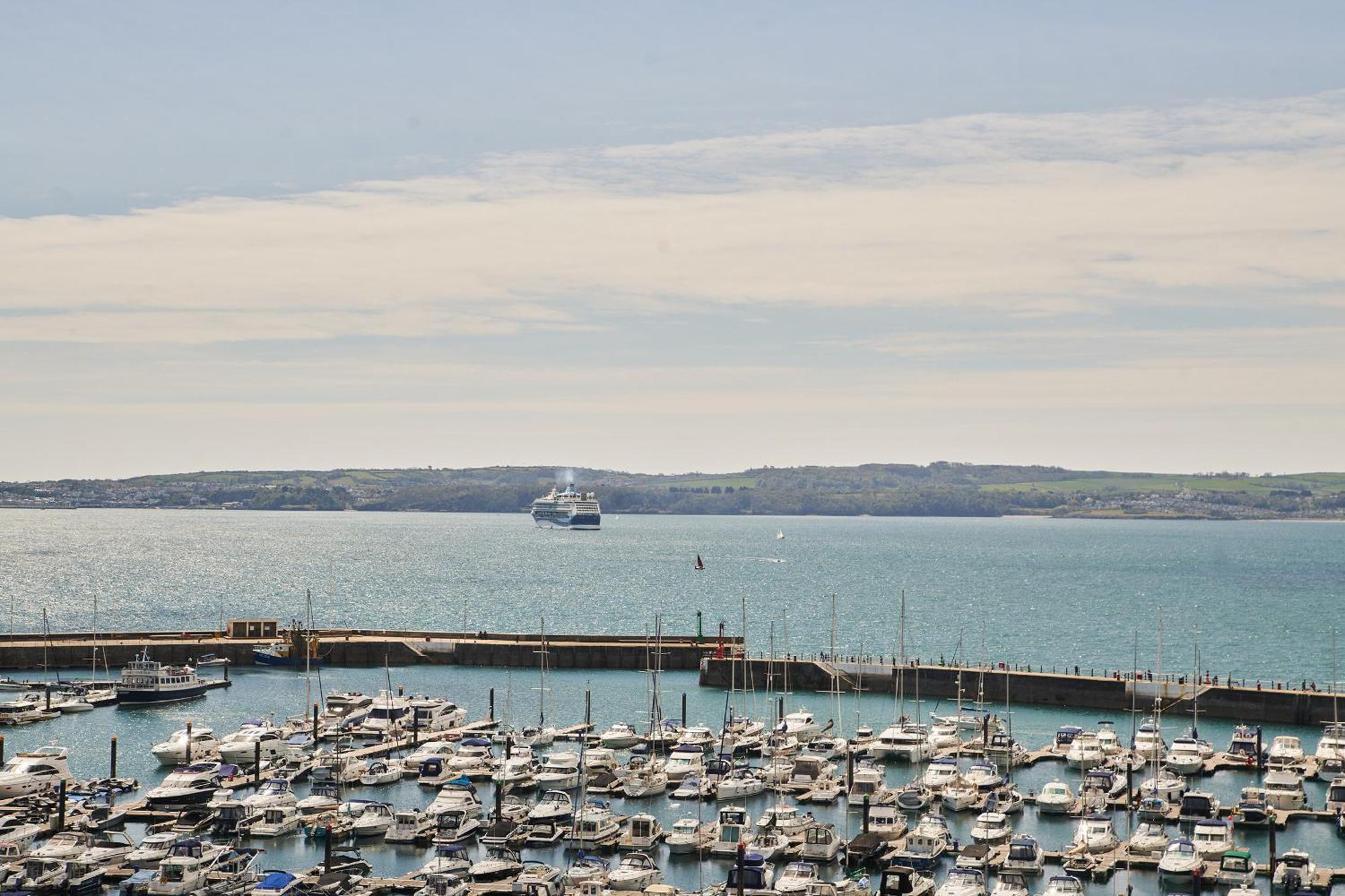 The Moorings - Stylish Duplex On Harbourside * Torquay