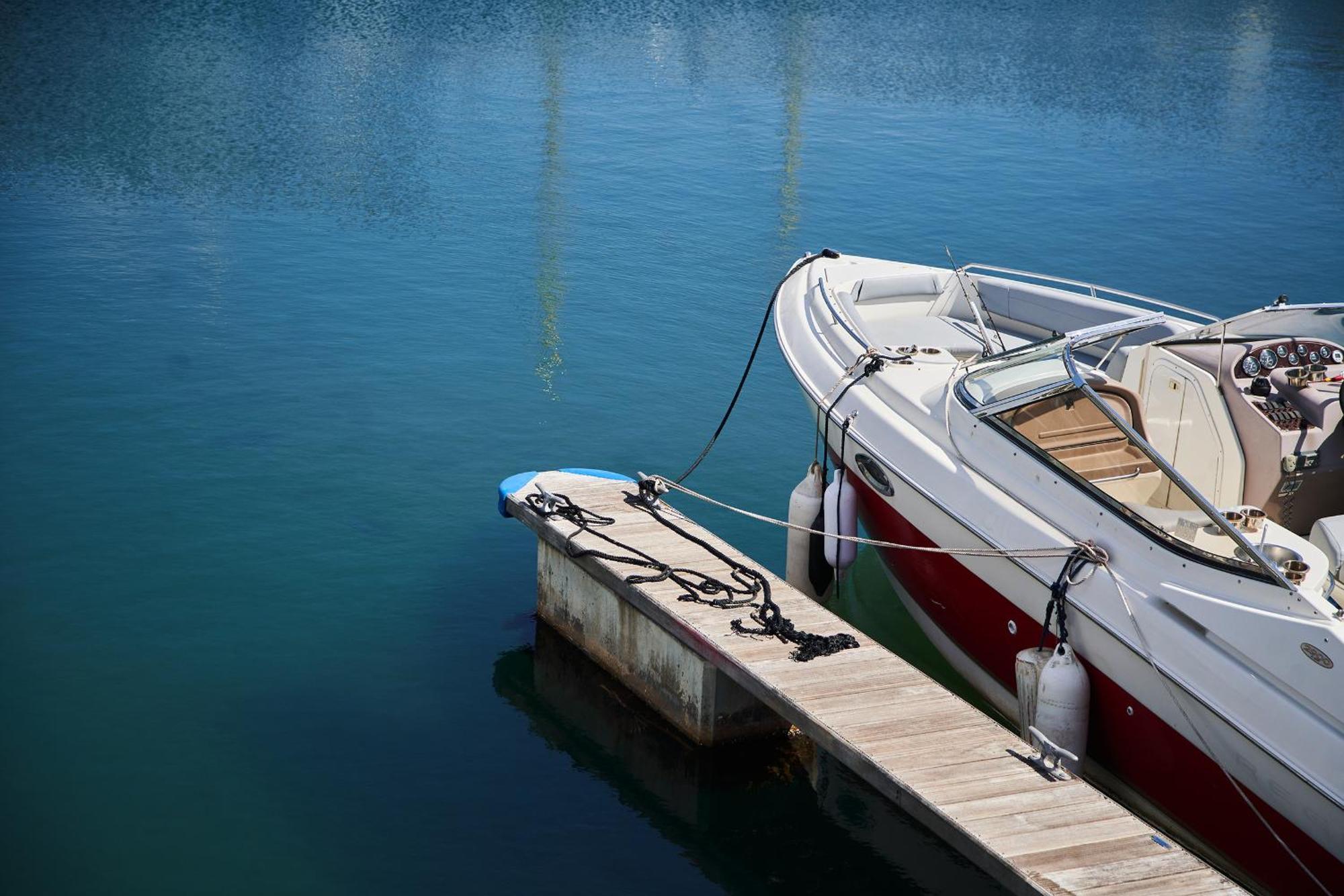 Apartment The Moorings - Stylish Duplex On Harbourside