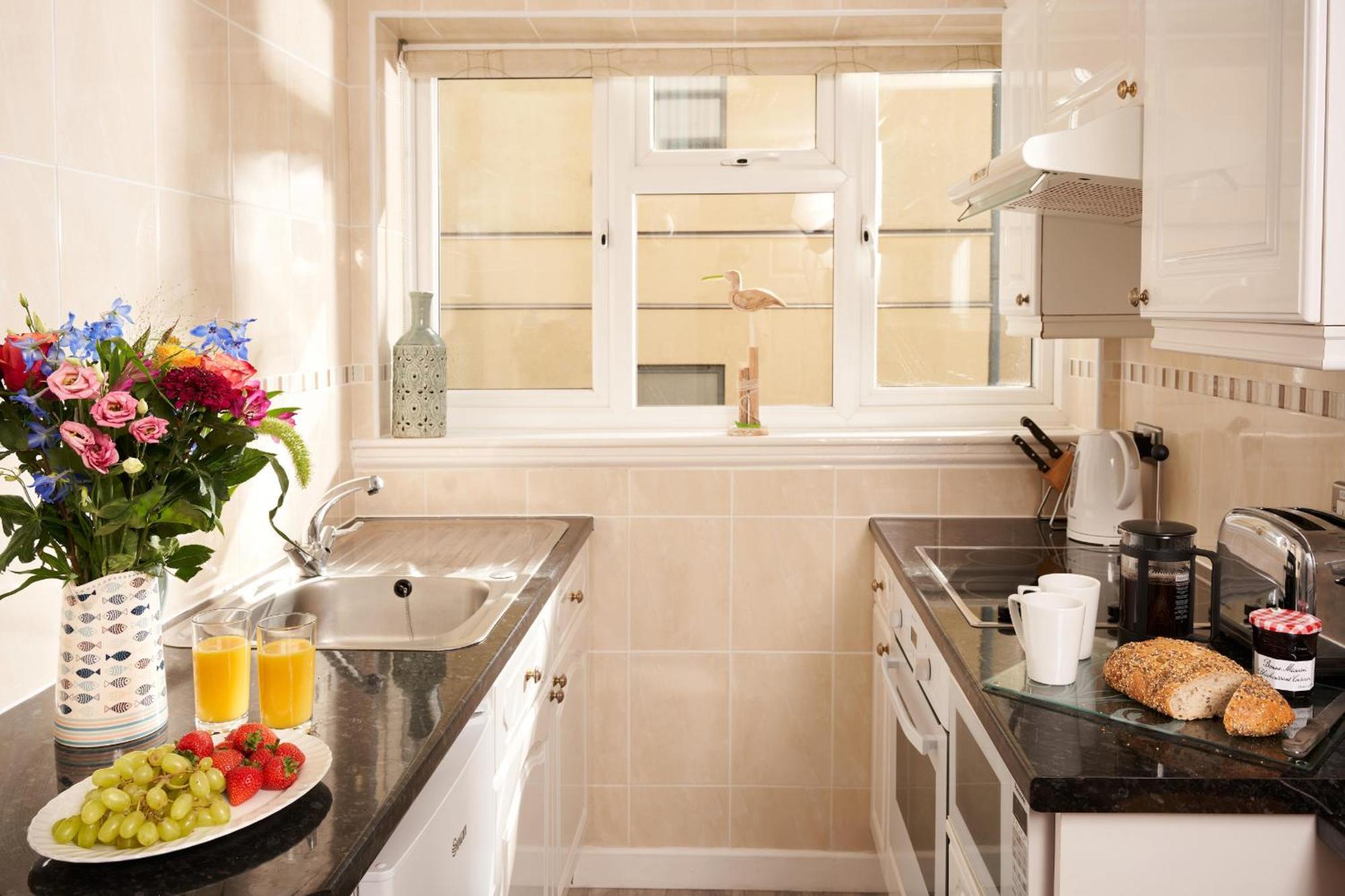 Bayfort Sea - Comfortable Couples Retreat With Stunning Coastal Views Torquay