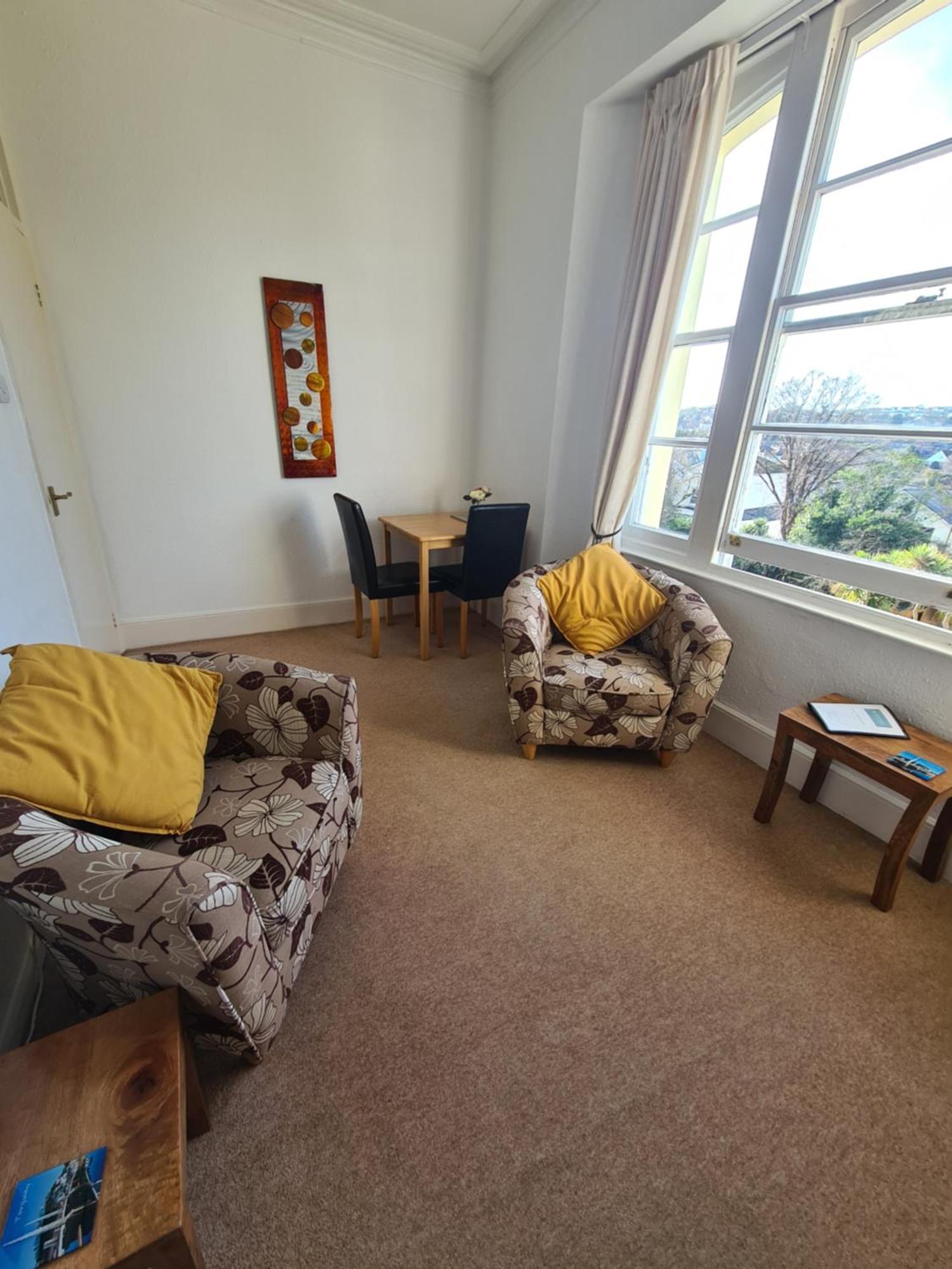 Meadowside * Torquay